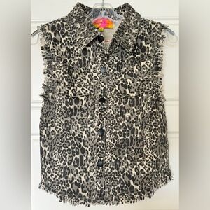 English Rose Sleeveless Denim Vest Women's‎ S/M Gray Animal Studs Fringe Buttons